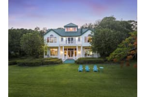 107 NE Charleston Oaks Dr, Port St. Lucie, FL 34983, Sold 11/30/22