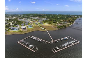 2605 NE Evinrude Cir, Jensen Beach, FL 34957, Sold 08/30/22