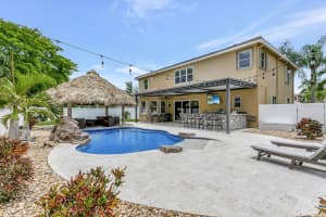 6841 Finamore Cir, Lake Worth, FL 33467, Sold 09/09/22