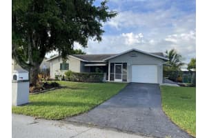 9502 NW 73rd Ct, Tamarac, FL 33321, Sold 06/30/22