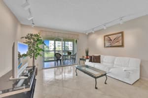 Quay Ln, Florida 33446, Sold 07/06/22