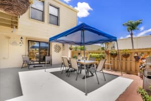 1554 Shaker Cir, Wellington, FL 33414, Sold 07/13/22