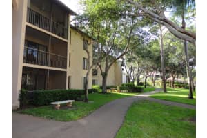 205 Foxtail Dr, Greenacres, FL 33415, Sold 10/14/22