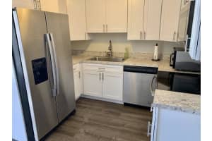 4423 SE Beaver Ln, Stuart, FL 34997, Sold 07/08/22