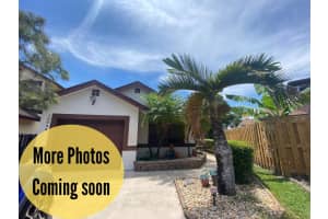 10044 SW 16th St, Pembroke Pines, FL 33025, Sold 08/01/22