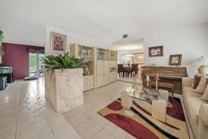 10833 NW 6th St, Coral Springs, FL 33071, Sold 08/13/22