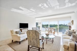 2195 Ibis Isle Rd #7, Palm Beach, FL 33480, Sold 08/04/22