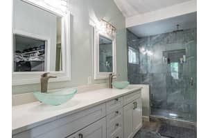 3770 6th Ln, Vero Beach, FL 32968, Sold 09/23/22