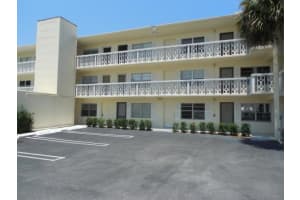 3915 S Flagler Dr APT 111, West Palm Beach, FL 33405, Sold 05/31/22