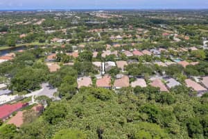 202 Hampton Cir, Jupiter, FL 33458, Sold 07/18/22