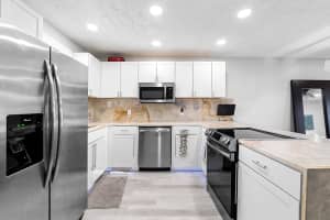 11477 NW 39th Ct Apt 306-1, Coral Springs, FL 33065, Sold 08/05/22