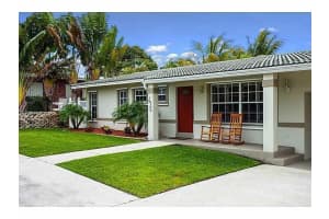 474 NW 11th St, Boca Raton, FL 33432, Sold 08/17/22