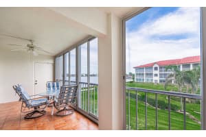 109 Half Moon Cir APT B2, Hypoluxo, FL 33462, Sold 07/11/22