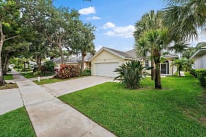 1069 Bedford Ave, Palm Beach Gardens, FL 33403, Sold 10/14/22