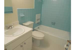 3915 S Flagler Dr APT 105, West Palm Beach, FL 33405, Sold 06/01/22