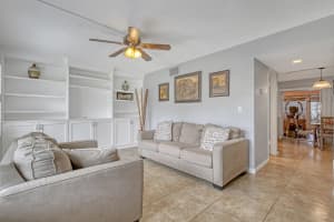 5320 Bosque Ln APT 87, West Palm Beach, FL 33415, Sold 06/24/22