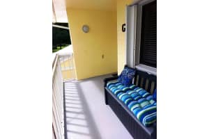 4215 Gator Trace Ave APT G, Fort Pierce, FL 34982, Sold 08/30/22