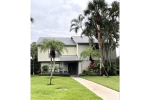 313 Sandtree Dr, Palm Beach Gardens, FL 33403, Sold 07/21/22