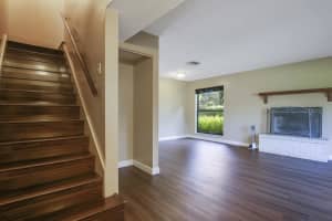 313 Sandtree Dr, Palm Beach Gardens, FL 33403, Sold 07/21/22