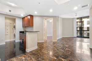 MLS# R10805345, West Palm Beach, Florida 33401