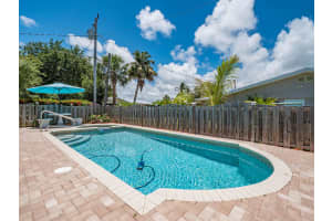 463 22nd St SE, Vero Beach, FL 32962, Sold 07/19/22