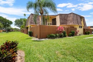 152 Springdale Cir, Palm Springs, FL 33461, Sold 07/14/22