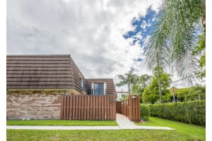 3885 Louis Dr, Lake Worth, FL 33461, Sold 07/12/22