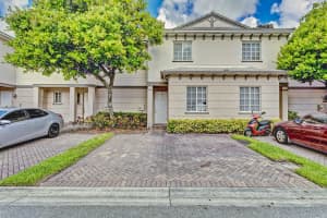 1007 Lucaya Dr, Riviera Beach, FL 33404, Sold 07/27/22