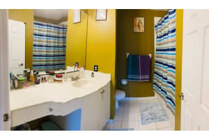 17385 NW 7th Ave, Miami Gardens, FL 33169, Sold 09/29/22