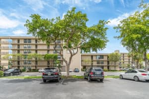 8 Royal Palm Way #2060, Boca Raton, FL 33432, Sold 08/26/22