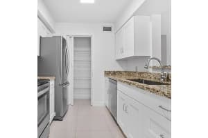 2425 NW 33rd St APT 1314, Oakland Park, FL 33309, Sold 06/28/22