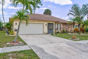 800 Ryanwood Dr, West Palm Beach, FL 33413, Sold 07/19/22