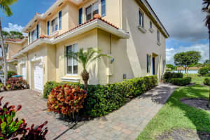 3018 N Evergreen Cir, Boynton Beach, FL 33426, Sold 08/01/22
