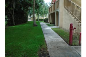 4271 San Marino Blvd APT 102, West Palm Beach, FL 33409, Sold 07/14/22