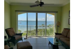 22 Harbour Isle Dr W, Fort Pierce, FL 34949, Sold 05/05/23
