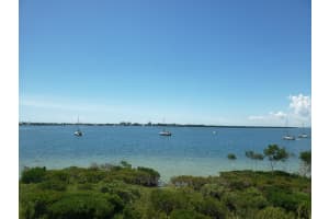 22 Harbour Isle Dr W, Fort Pierce, FL 34949, Sold 05/05/23