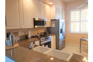 22 Harbour Isle Dr W, Fort Pierce, FL 34949, Sold 05/05/23