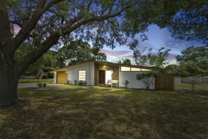 360 16th Ave, Vero Beach, FL 32962, Sold 07/27/22