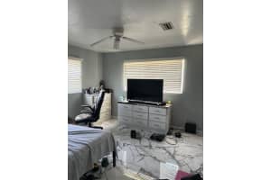 1075 W 26th St, West Palm Beach, FL 33404, Sold 08/01/22