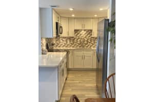 336 Golfview Rd APT 303, North Palm Beach, FL 33408, Sold 09/06/22