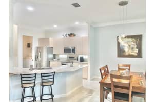 317 Sheffield Cir, Port St. Lucie, FL 34983, Sold 08/11/22