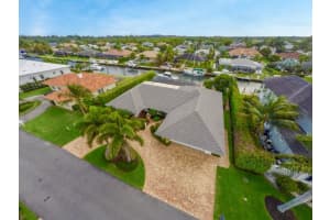 8976 Se Harbor Island Way Hobe Sound, FL 33455 Sold 07/13/23
