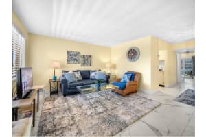 131 Doolen Ct, North Palm Beach, FL 33408, Sold 12/12/22