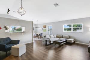 6287 Harbour Chase Dr, Lake Worth, FL 33467, Sold 07/25/22