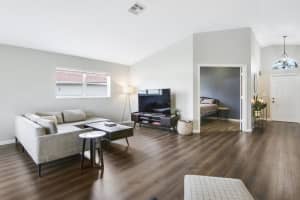 6287 Harbour Chase Dr, Lake Worth, FL 33467, Sold 07/25/22