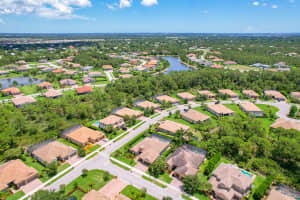 1003 SW Cherry Blossom Ln, Palm City, FL 34990, Sold 08/22/22