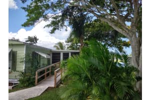 12 El Morrow, Port St. Lucie, FL 34952, Sold 07/06/22