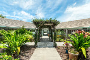 1127 Seminole Ave, Jupiter, FL 33477, Sold 12/16/22