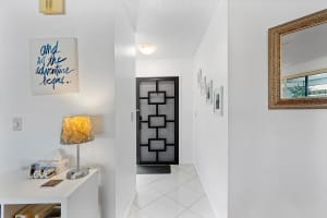 1127 Seminole Ave, Jupiter, FL 33477, Sold 12/16/22