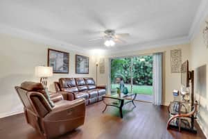4171 Haverhill Rd APT 1001, West Palm Beach, FL 33417, Sold 07/19/22